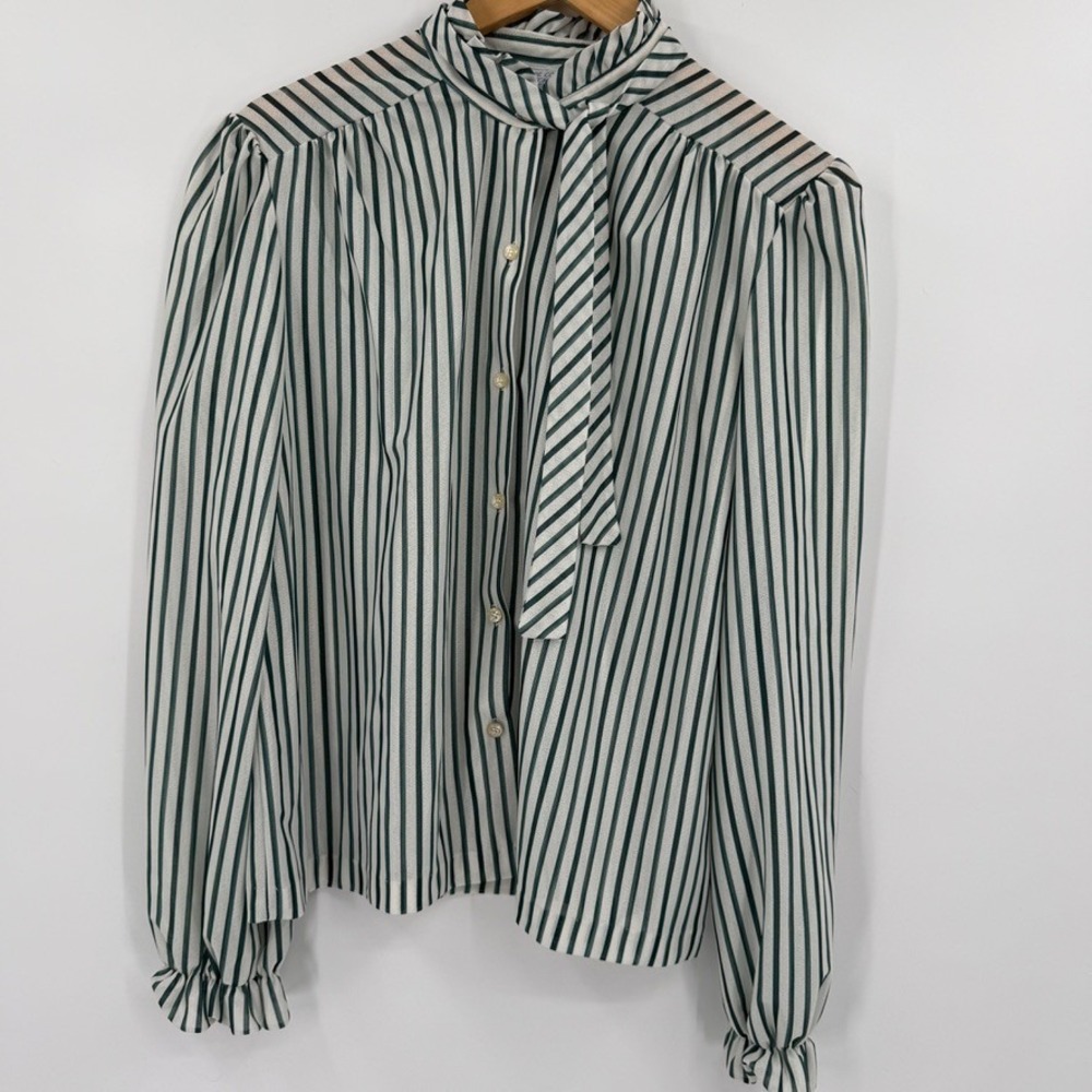 VTG Old Money Womens Top Size 18 Stripe Blouse Tie Neck Romantic Office Career